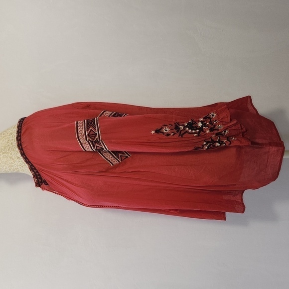 Alicia Pageboy Red Aztec/Tribal Embroidered V-Neck Tassle Tie Front Boho Top - Picture 9 of 13